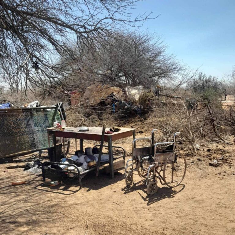 شبكة أطباء السودان: الأسر التي فرت من مقر الفرقة 22 تواجه مصيرًا مجهولًا