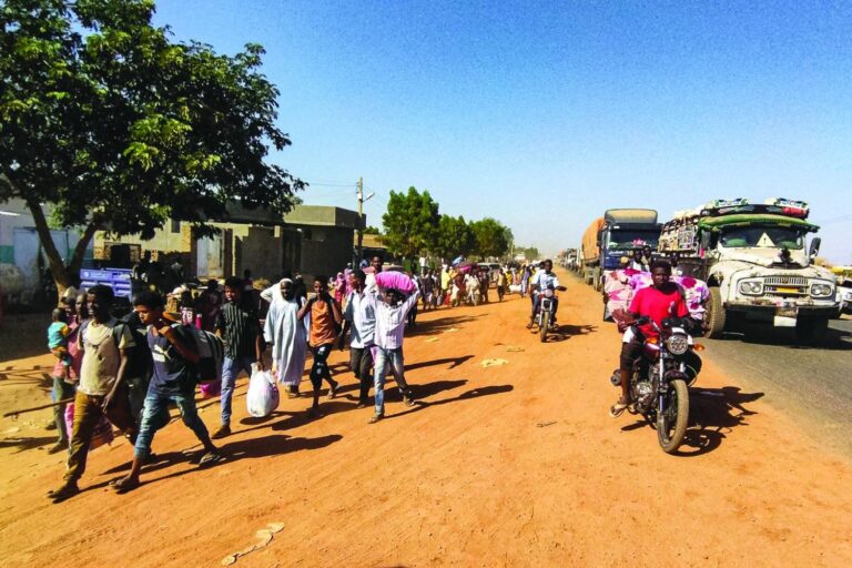 صحفيو وفنانو السودان والجنوب يدينون الانتهاكات ويطالبون بحماية المدنيين