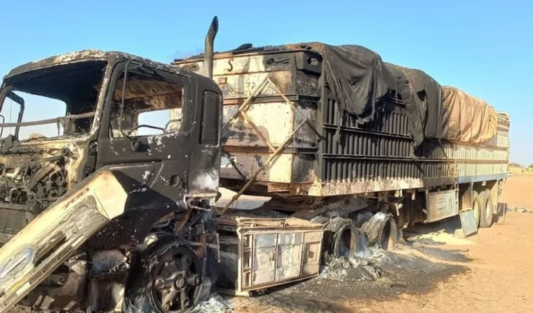 جوع تحت القصف: كيف تتحول مساعدات دارفور إلى سلعة في سوق الحرب؟