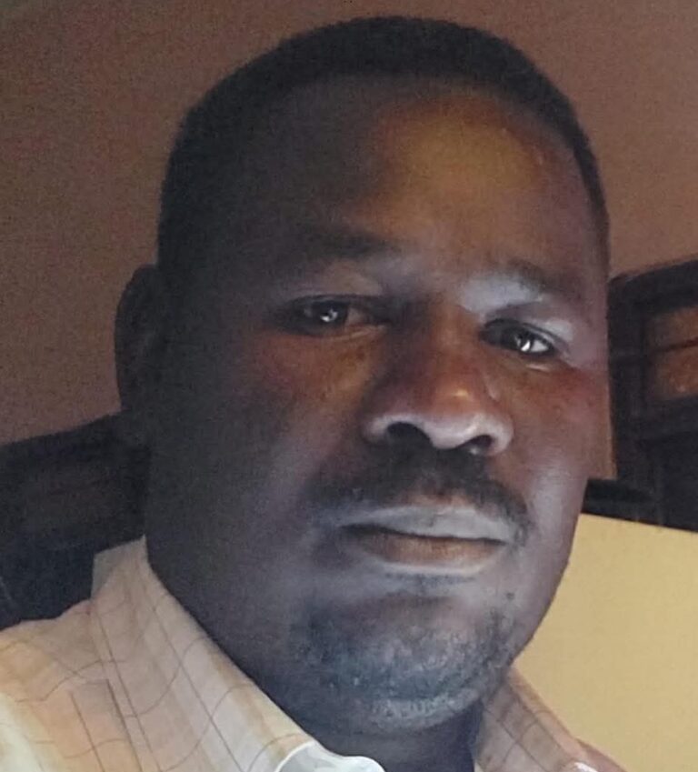 التاجر الطيب الطاهر