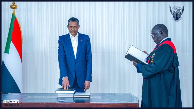 أعضاء حكومة “تأسيس” يؤدون اليمين الدستورية في نيالا