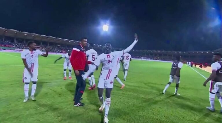 تأهل منتخب السودان إلى نصف نهائي “الشان” بعد إقصاء الجزائر