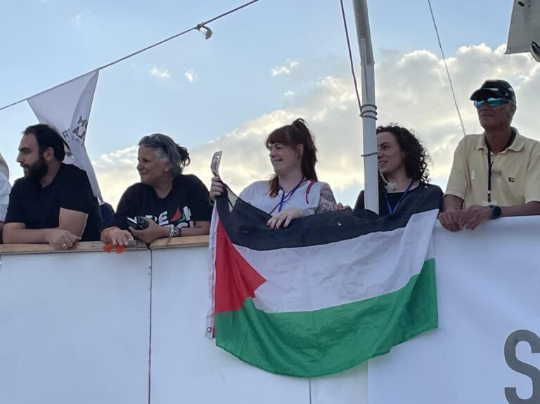 إسرائيل توقف عدداً من سفن «أسطول الصمود العالمي»