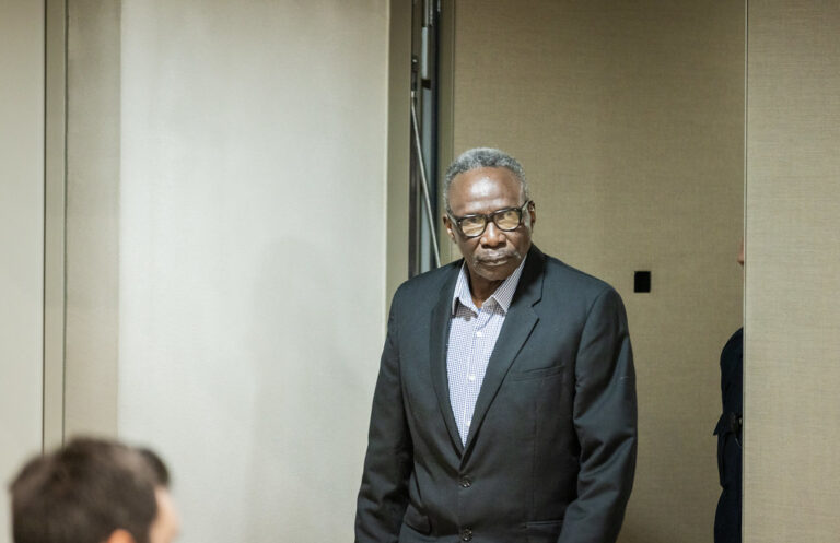 لاهاي: إدانة علي كوشيب بتـهم تتعلق بجرائم حرب وجرائم ضد الإنسانية