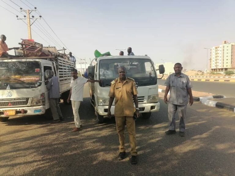 إزالة “34” موقعًا لبائعات الشاي و”18″ للخضروات والملابس بوسط الخرطوم