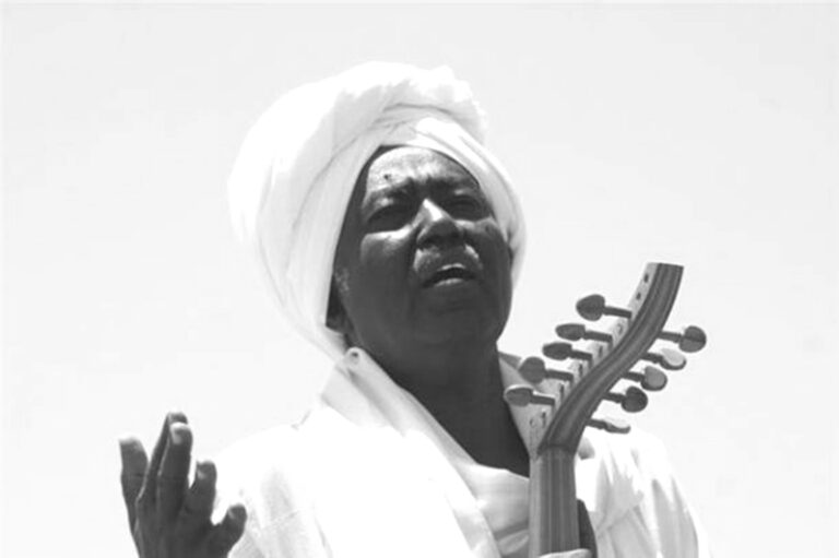 وفاة الفنان السوداني عبد القادر سالم بعد مسيرة فنية وثقافية حافلة