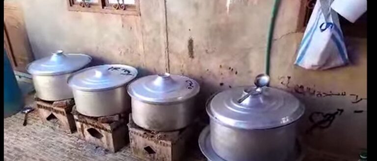 غرفة طوارئ جنوب الحزام تعلن عن عودة المطابخ للعمل بعد توزيع المواد التموينية