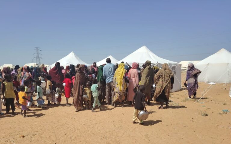 نزوح كونستي